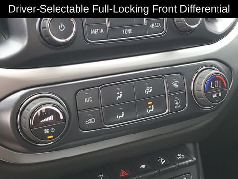 Used 2018 Chevrolet Colorado ZR2 AWD/4WD image 15