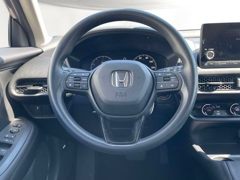 Used 2023 Honda HR-V LX image 12