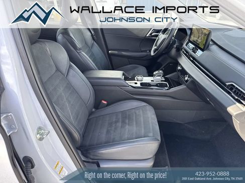 Used 2025 Mitsubishi Outlander AWD image 38