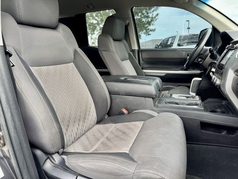 Used 2016 Toyota Tundra SR5 image 13