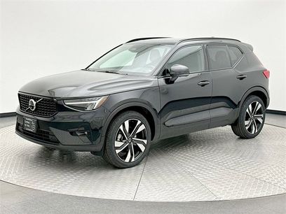 Certified 2024 Volvo XC40 B5 Plus w/ Protection Package Premier