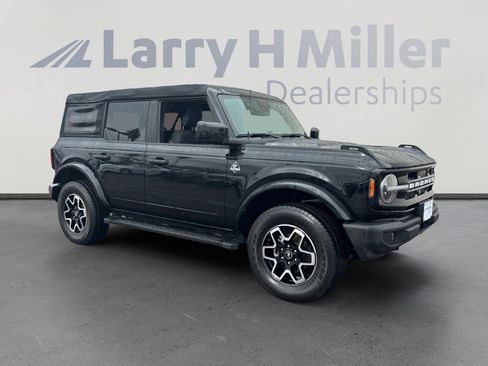 Used 2022 Ford Bronco Outer Banks image 7