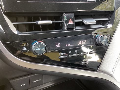Certified 2024 Toyota Camry SE AWD/4WD image 12