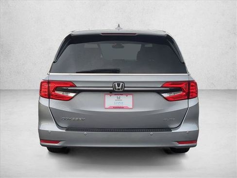 Used 2024 Honda Odyssey Elite image 7