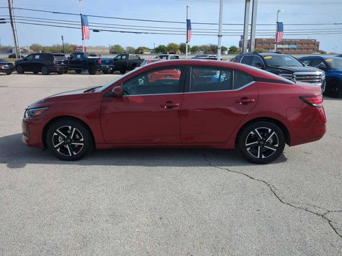 Used 2024 Nissan Sentra SV image 5