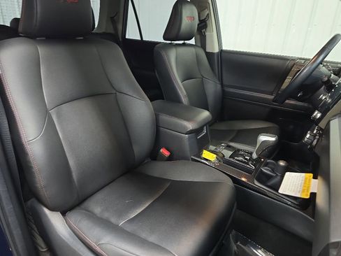 Used 2024 Toyota 4Runner TRD Off-Road Premium w/ Off Road Premium Plus Package AWD/4WD image 15
