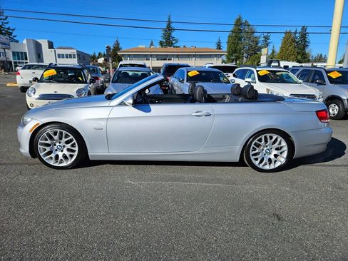 Used 2009 BMW 328i Convertible image 8