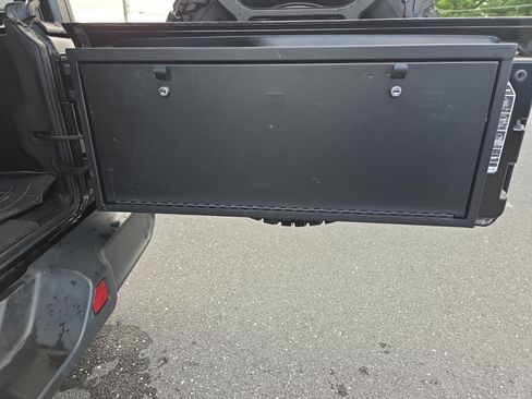 Used 2021 Jeep Wrangler Unlimited Rubicon w/ LED Lighting Group AWD/4WD image 23