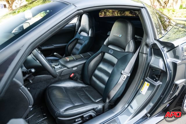 Used 2009 Chevrolet Corvette ZR1 w/ Preferred Equipment Group RWD image 4