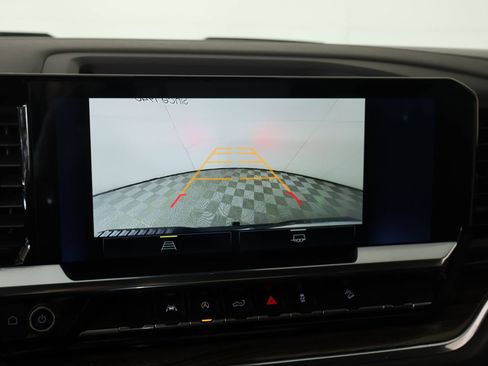 Used 2024 Chevrolet Silverado 1500 LT Trail Boss image 6