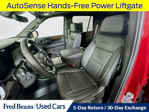 Used 2025 GMC Yukon Denali w/ Denali Reserve Package AWD/4WD image 28