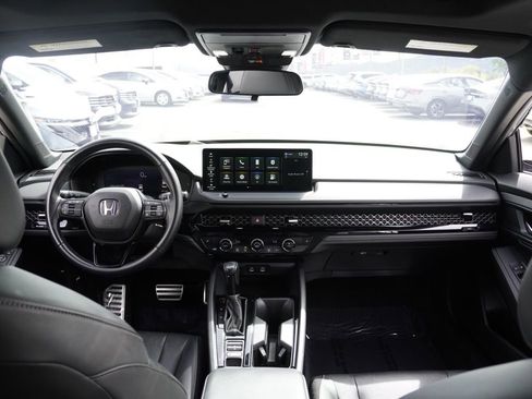 Used 2023 Honda Accord Sport image 18