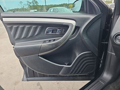 Used 2015 Ford Taurus SEL w/ Equipment Group 201A image 28