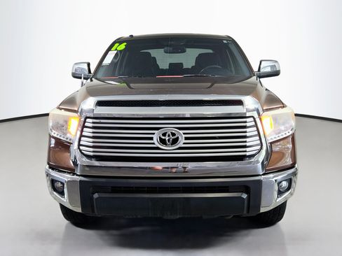 Used 2016 Toyota Tundra Limited w/ Limited Premium Package AWD/4WD image 11