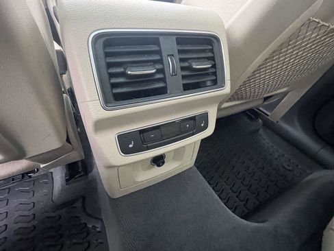 Used 2018 Audi Q5 2.0T Premium Plus w/ Premium Plus Package image 16