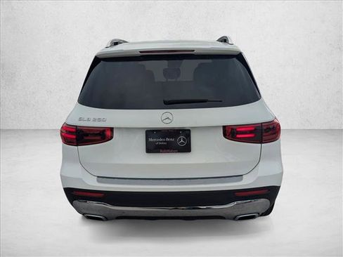 New 2026 Mercedes-Benz GLB 250 image 7
