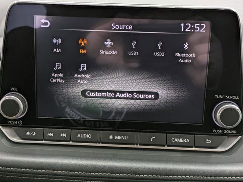 Used 2024 Nissan Rogue SV image 26