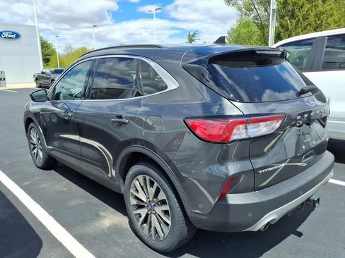 Certified 2020 Ford Escape Titanium AWD/4WD image 16
