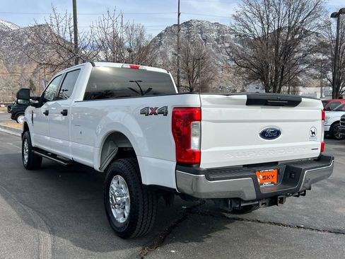 Used 2019 Ford F350 XLT image 11