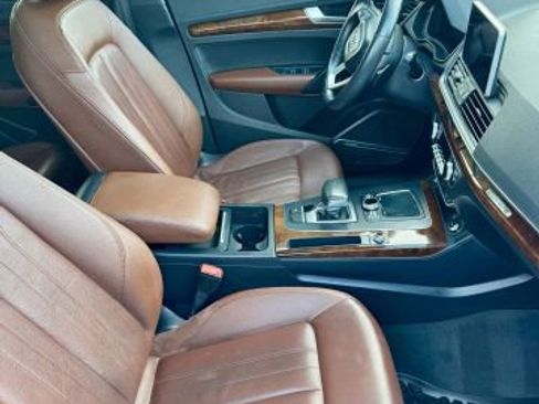 Used 2018 Audi Q5 2.0T Premium Plus w/ Premium Plus Package image 5