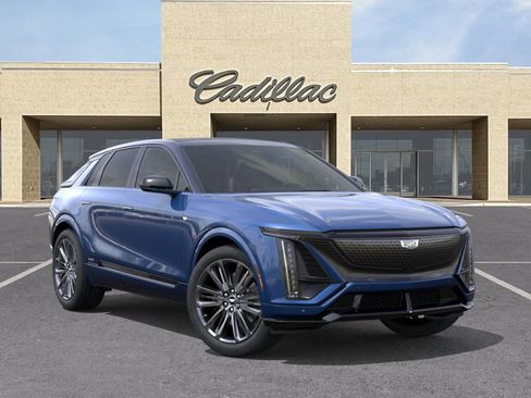 New 2026 Cadillac Lyriq V AWD/4WD image 7