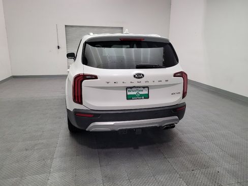 Used 2021 Kia Telluride EX w/ EX Premium Package FWD image 6