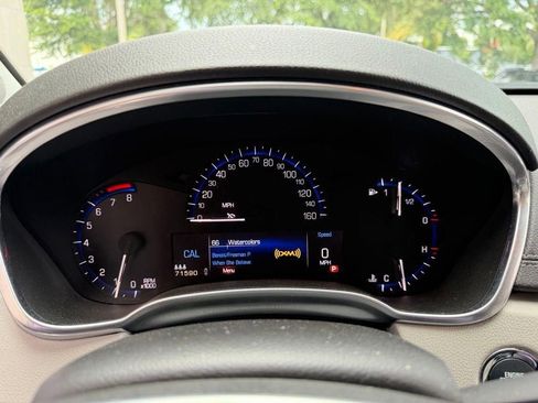 Used 2013 Cadillac SRX Luxury w/ Driver Awareness Package FWD image 18