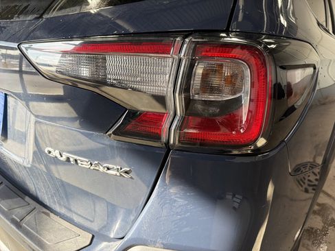 Certified 2025 Subaru Outback Premium w/ Popular Package #1A image 24