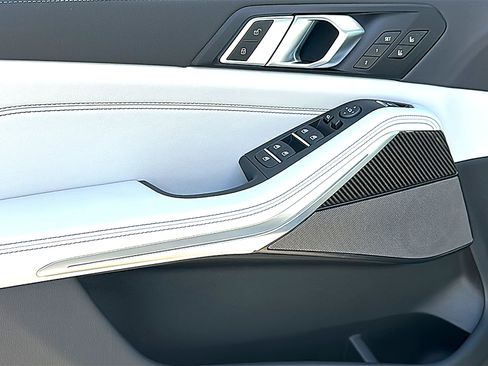 New 2026 BMW X5 M60i AWD/4WD image 13