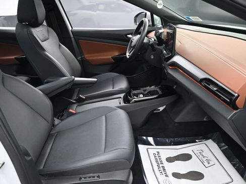 Used 2022 Volkswagen ID.4 Pro S image 39