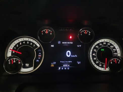 Used 2016 RAM 1500 Laramie w/ Convenience Group image 23