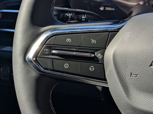 New 2026 Chevrolet Traverse High Country image 24