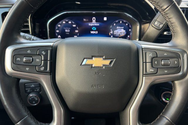 Used 2025 Chevrolet Silverado 1500 LT RWD image 30
