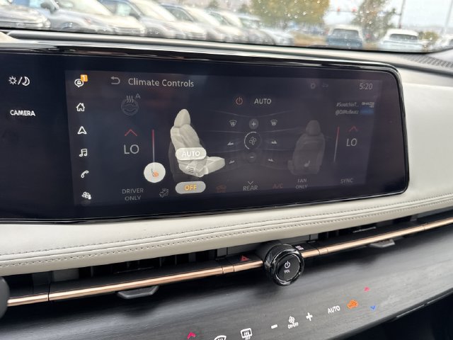 Certified 2024 Nissan Ariya AWD image 18