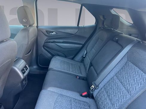 Used 2022 Chevrolet Equinox LT AWD/4WD image 16