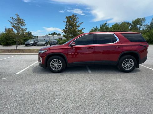 Used 2023 Chevrolet Traverse LT AWD/4WD image 5