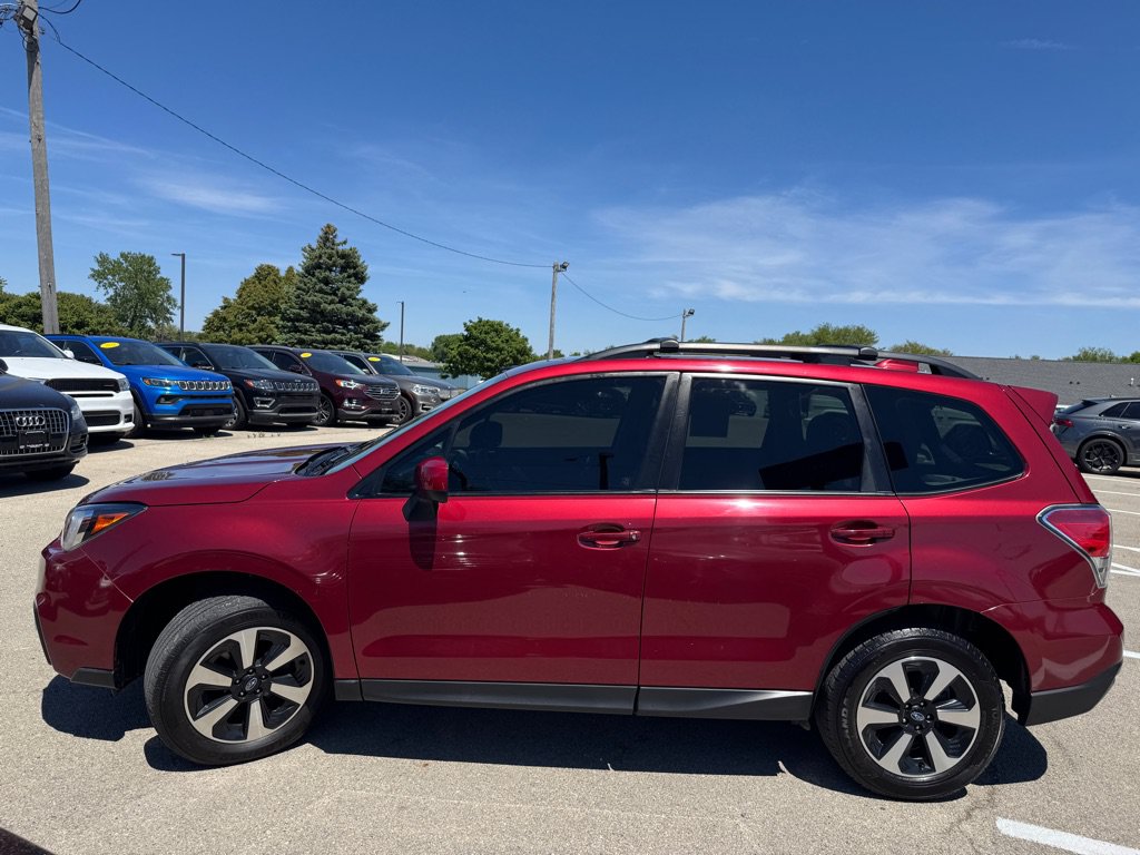 Used 2018 Subaru Forester 2.5i Premium w/ All-Weather Package AWD/4WD image 4