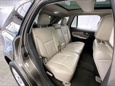 Used 2013 Ford Edge SEL image 19