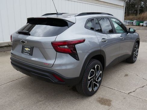 New 2026 Chevrolet Trax RS image 7