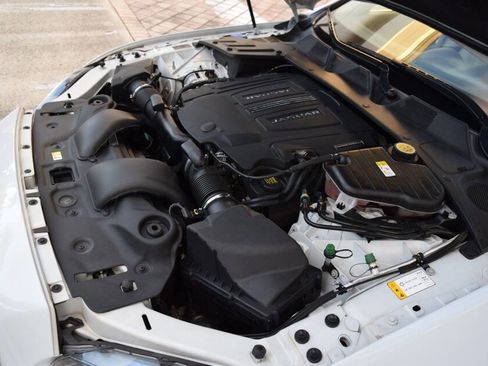 Used 2019 Jaguar XJ Collection image 93