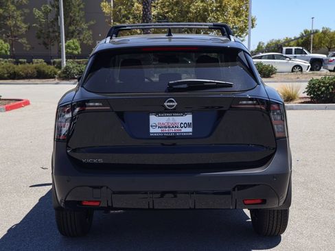 New 2026 Nissan Kicks SV w/ Cold Weather Package FWD image 5