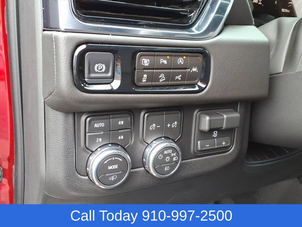 Used 2026 GMC Yukon XL Denali w/ Denali Reserve Package AWD/4WD image 13