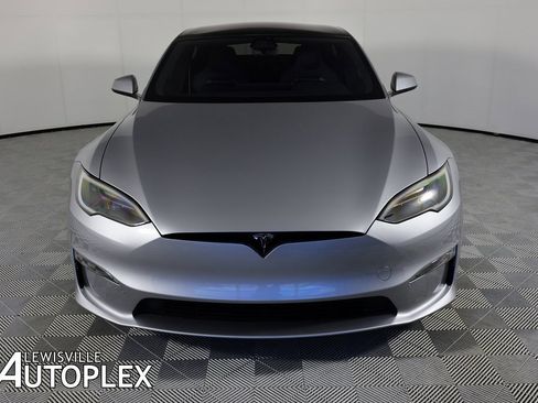 Used 2025 Tesla Model S Plaid image 2