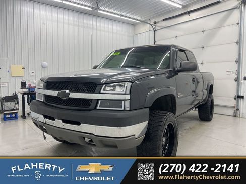 Used 2003 Chevrolet Silverado 2500 LS w/ Skid Plate Package image 6