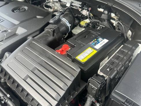 Used 2018 Volkswagen Atlas SE FWD image 18
