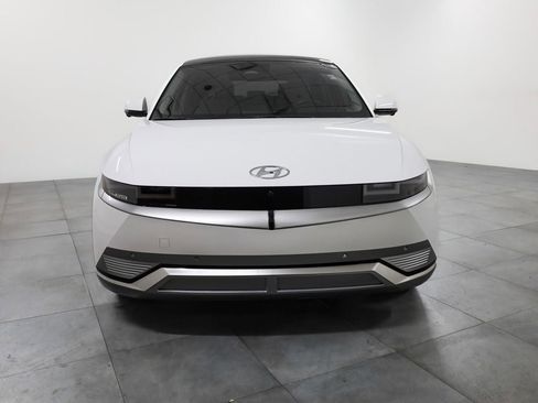 Used 2023 Hyundai Ioniq 5 Limited image 2