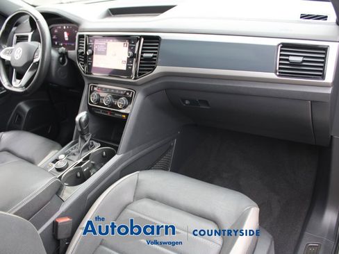 Used 2020 Volkswagen Atlas Cross Sport SEL Premium R-Line AWD/4WD image 29