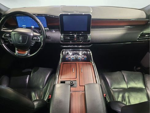 Used 2021 Lincoln Navigator L Reserve image 10