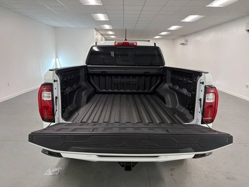 New 2026 GMC Canyon Denali AWD/4WD image 8