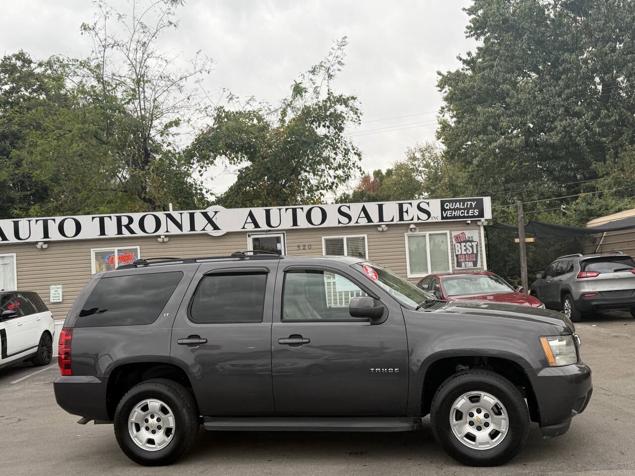 Used 2010 Chevrolet Tahoe LT AWD/4WD image 5